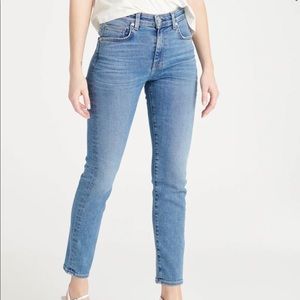 CQY Light Wash Mid Rise Friend Jean size 27